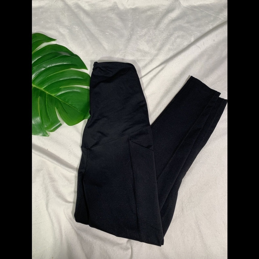 EUC Zella Live in‎ Pocket 7/8 Maternity Leggings - Picture 11 of 12